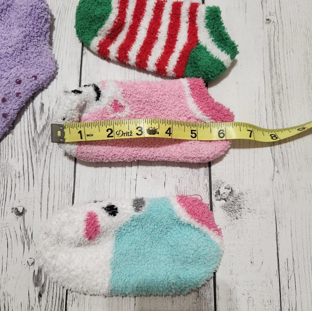 Toddler Girl/Boy warm fuzzy soft socks.